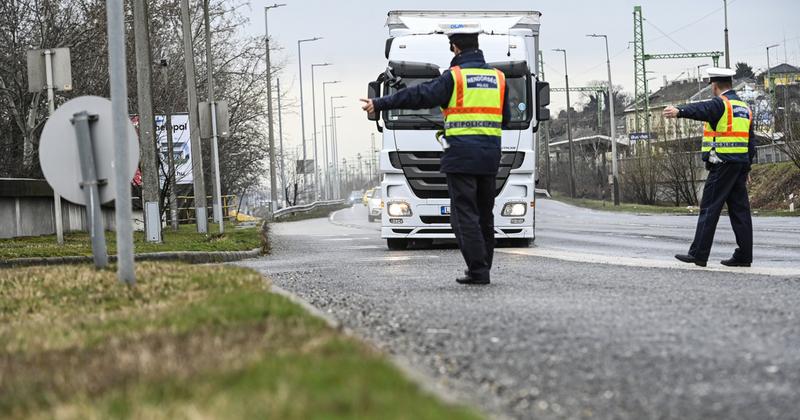 A rendőrség fokozottan ellenőrzi a teherautókat és buszokat országszerte