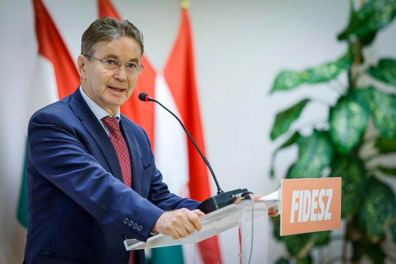 Fidesz-politikusok terve az egri választókerületek manipulálására