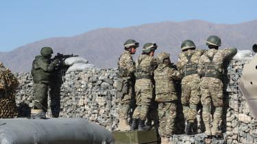 Kína titkos katonai bázist épít Tádzsikisztánban
