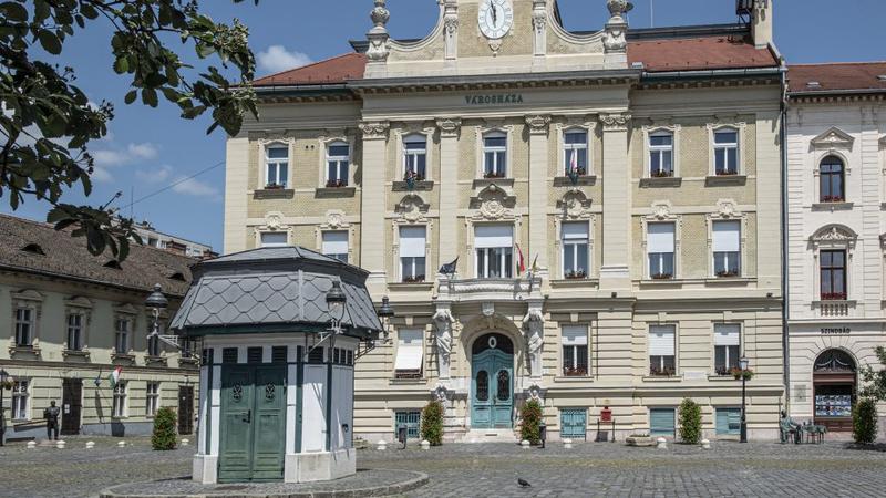 Czeglédi Gergő, Óbuda alpolgármestere korrupciós ügyben letartóztatva