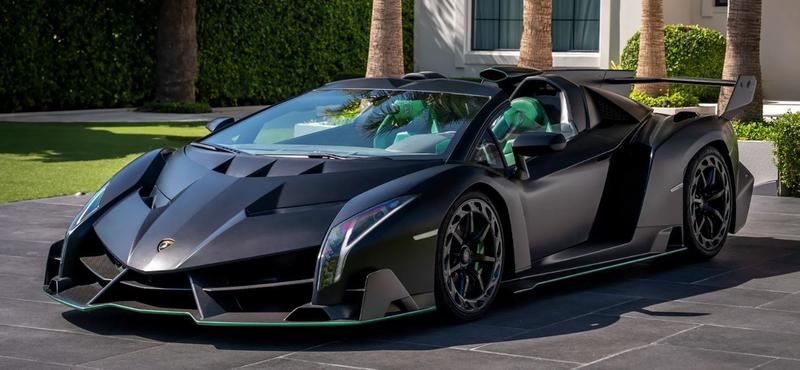 Egy Lamborghini Veneno Roadster állítja fel az új online aukciós rekordot