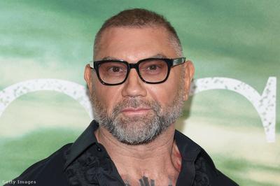 Dave Bautista megosztotta tini kori izomprotézisét - Tetoválások nélkül