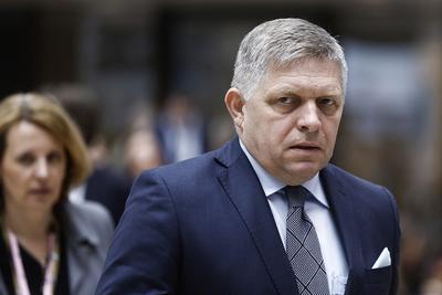 Robert Fico kormányát médiaszabadság korlátozásával vádolják Szlovákiában