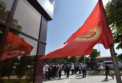 Tömegverekedések és támadások külföldi diákok ellen Kirgizisztánban