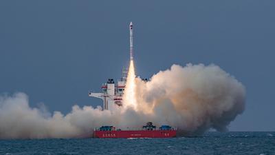Kínai hajóról indított űrrakéta sikeresen négy műholdat állított pályára