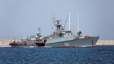 Az orosz haditengerészet válasza az ukrán támadásokra: kivonulás Novorosszijszkból