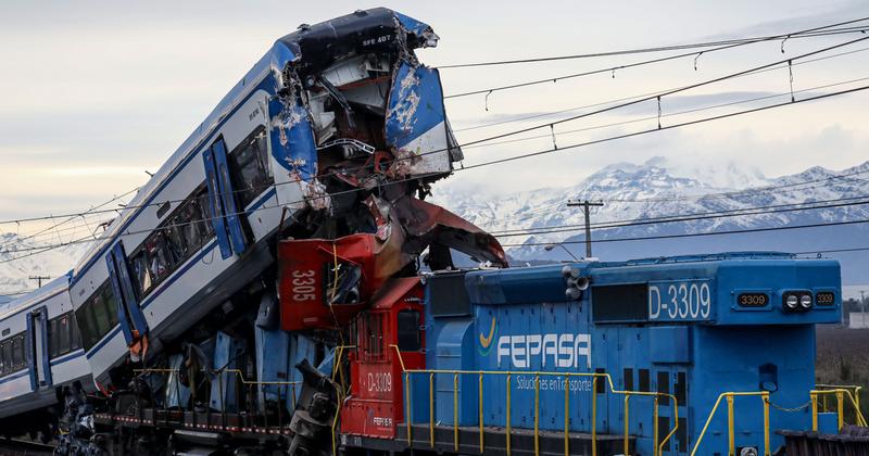 Ketten haltak meg egy frontális vonatütközésben Chilében