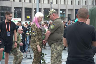 Kijevi hős katona végső búcsúztatása a Majdanon
