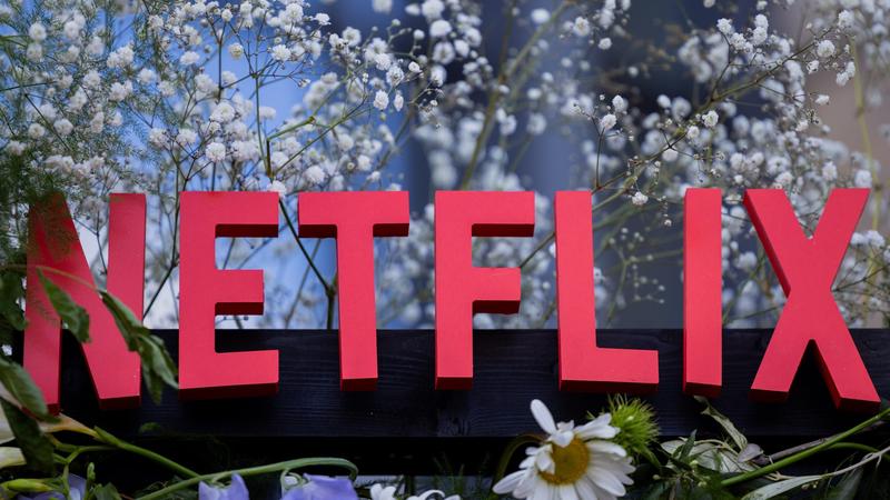Netflix fontolgatja az ingyenes, reklámokkal támogatott változatát Európában