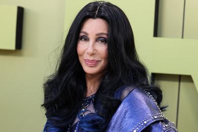 Cher őszintén beszél fiatalabb férfiakkal való kapcsolatáról
