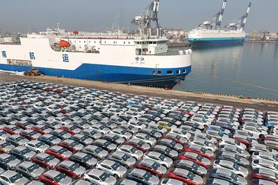 Kína autóexportja rekordmagasságban, a belföldi eladások csökkennek