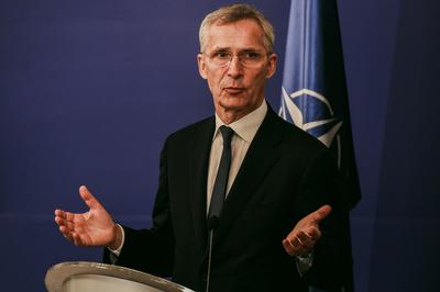 A NATO főtitkárának tisztáznia kell az ukrajnai támogatási tervet
