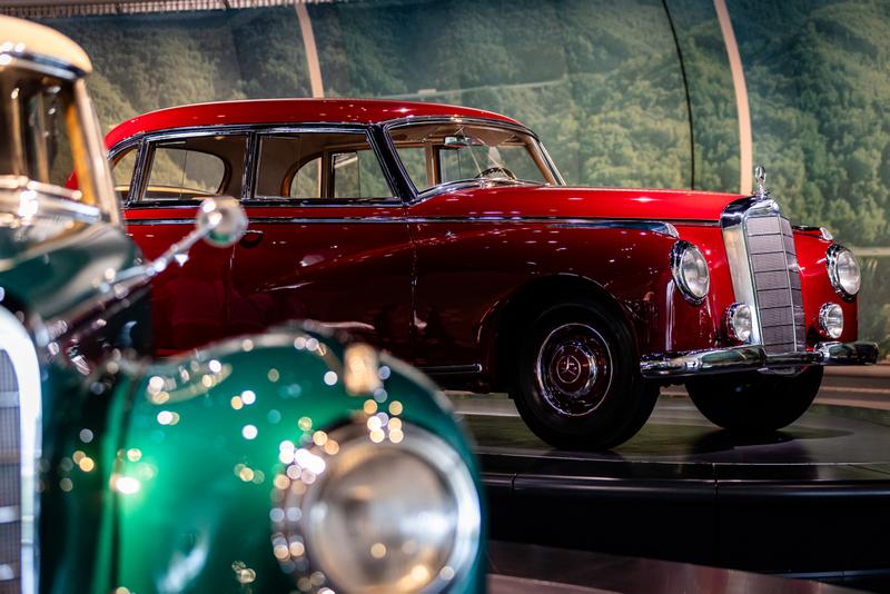 Fedezze fel a Mercedes múzeumot és kövesse a Forma-1 legfrissebb híreit