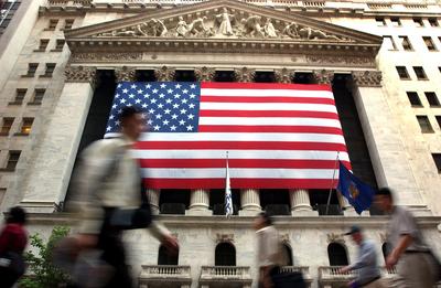 Wall Street-i befektetők részvénymanőverei az év első negyedévében