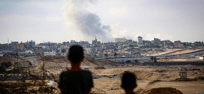 Izraeli légi csapások sújtották Gázavárost és Damaszkuszt