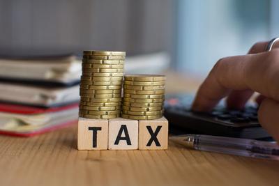 OECD-jelentés szerint magasabb az adóék Magyarországon az átlagnál