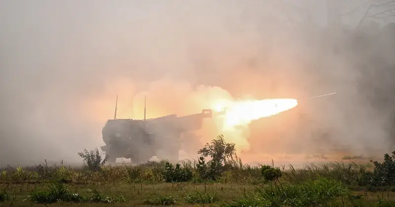 Ukrán erők amerikai fegyverekkel támadtak orosz célpontokra