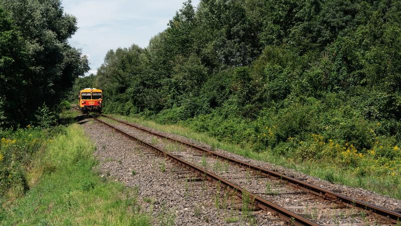 Tűz a Komárom felé tartó vonaton, utasok pótlóbuszra szállítva