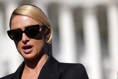 TikTok kibertámadás: A CNN fiókja feltörve, Paris Hiltoné megmenekült