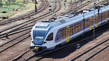 Felsővezeték-szakadás miatt késnek a vonatok Herceghalom és Bicske között