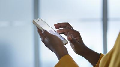 Az iOS 18 bétaverziója megkönnyíti az iPhone és Android közötti üzenetküldést
