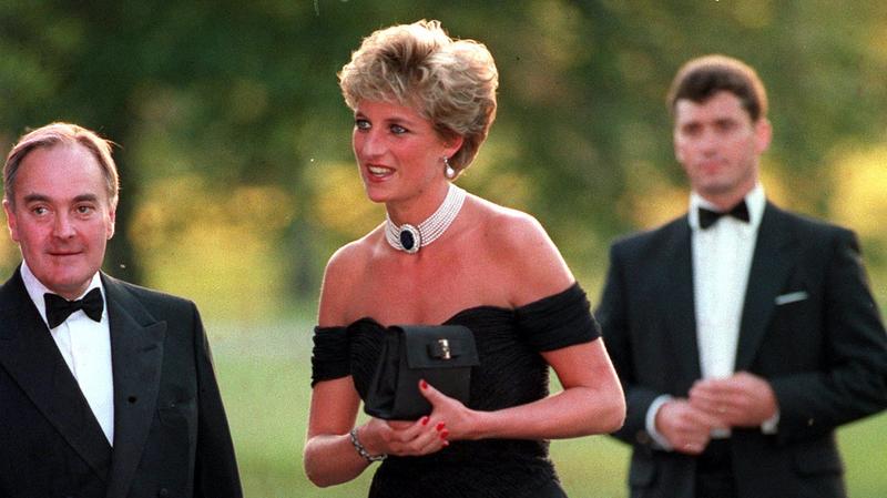 Diana hercegné ikonikus fekete 'bosszúruhája' és annak története