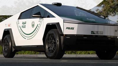 Dubaji rendőrség új tagja: egy fényűző Tesla Cybertruck