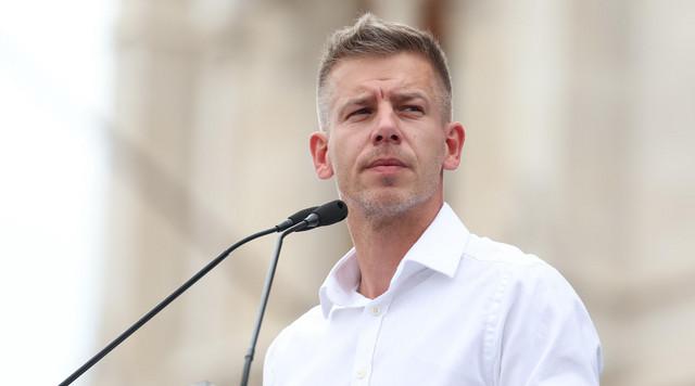 Magyar Péter éles bírálatot fogalmaz meg Orbán Viktorral szemben