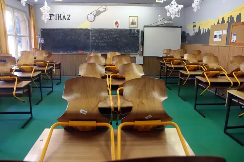 A magyar közoktatás válságban: tanárhiány és elmaradó eredmények