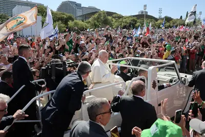 Ferenc pápa üzenete: Mindenkié a hely az egyházban, a gyűlöletnek nincs