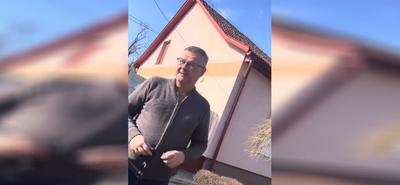 Bácsszőlősi polgármester Hadházy Ákost sürgős vécézés miatt szidalmazta