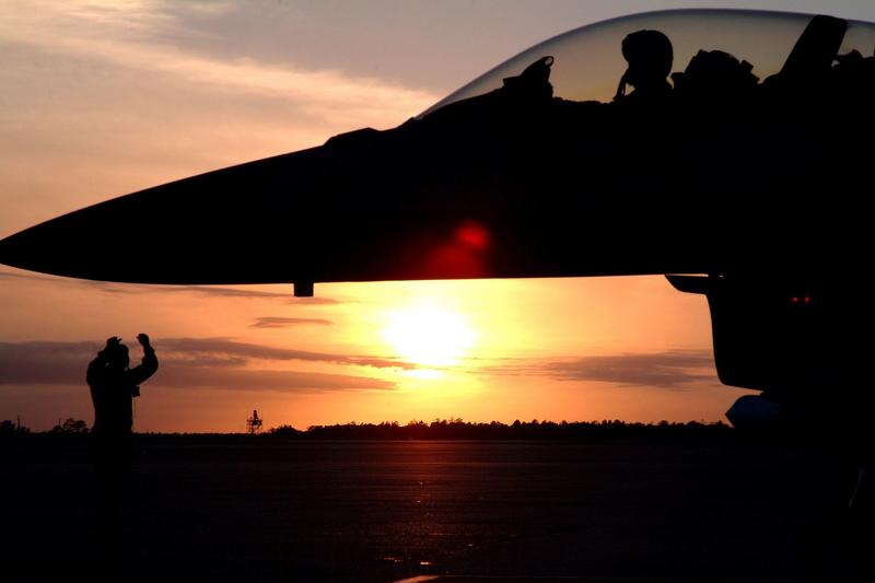Hollandia engedélyezi F-16-os vadászgépeik orosz célpontok elleni használatát