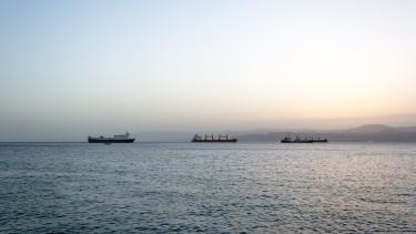 Görög szénszállító hajó a Vörös-tengeren tengeri drón támadás áldozata