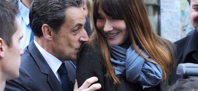 Carla Bruni-Sarkozy korrupciós ügyben vizsgálódik a francia rendőrség