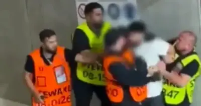 Szurkolót bántalmaztak a biztonságiak a frankfurti foci-Eb-n