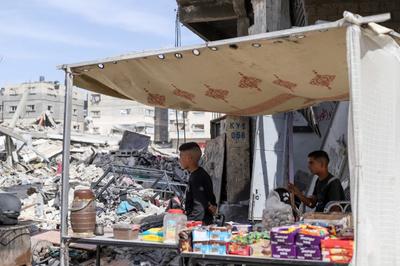 Drasztikus áremelkedés Gázában: a csirkecomb és cigaretta luxuscikké vált