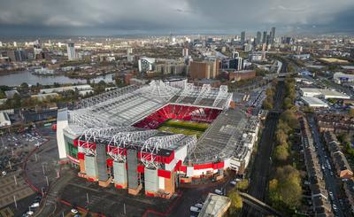 Az Old Trafford jövője és a brit kormány új költségvetési lépései