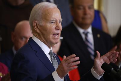 Biden adminisztráció fontolgatja az amerikai katonai segítségnyújtást Ukrajnában