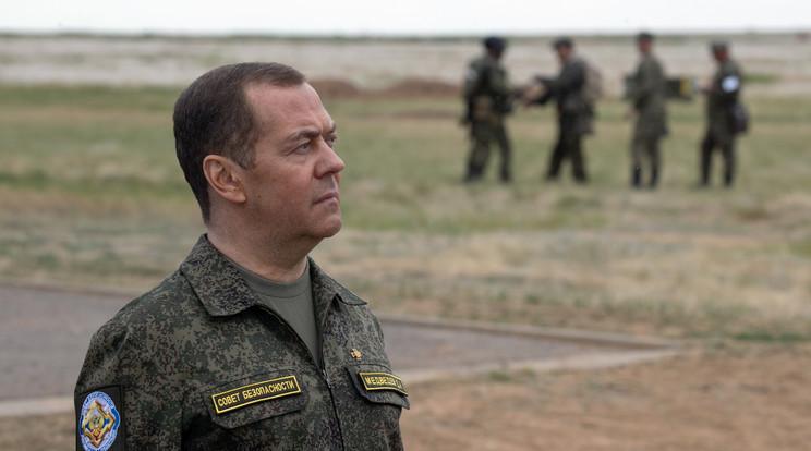 Medvegyev összehasonlítja Fico merényletét a történelmi gyilkossággal