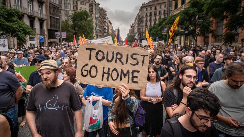 Turisták miatt emelkednek az ingatlanárak Európa népszerű városaiban