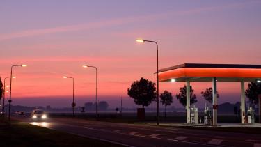 Szerdától nem változik a benzin és a gázolaj ára Magyarországon