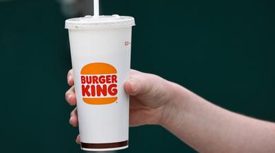 Burger King teszteli az újrahasznosítható poharakat a környezettudatos változásért