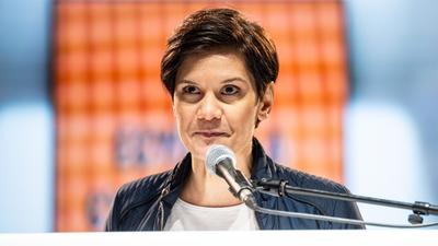 Pottyondy Edina szerint politikai okokból nem léphet fel a fideszes vezetésű Sopronban