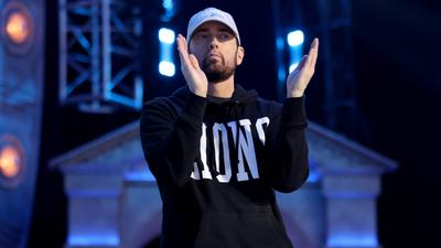 Eminem büszkén táncolt lányával, Hailie Jade esküvőjén