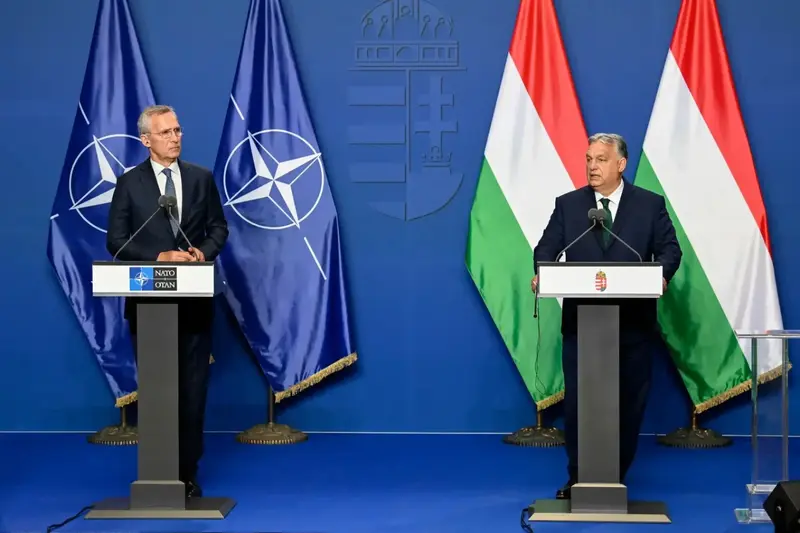 Orbán és Stoltenberg eltérő nézetei Ukrajnáról nem befolyásolják a NATO döntéseit