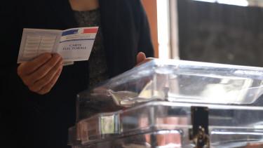 Francia választások: a szélsőjobb győzelmével Macron feloszlatja a parlamentet