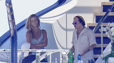Johnny Depp és a fiatal modell, Yulia Vlasova romantikázik Saint Tropez-ban