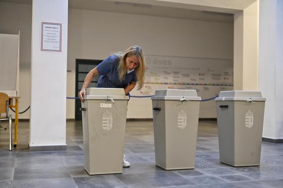 A magyar választási nap képekben: a demokrácia ünnepe