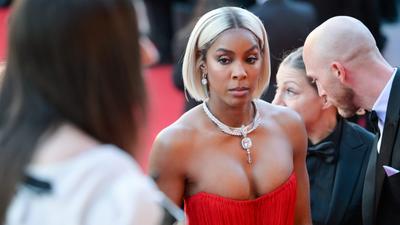 Kelly Rowland konfliktusa Cannes-ban és életmentés a Gellért fürdőben