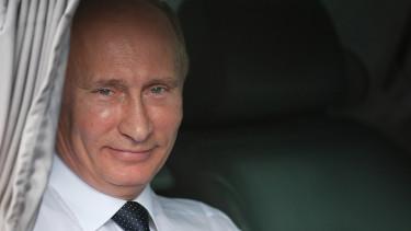Putyin jobbkeze veszélyben: a moszkvai botrány új fejezete